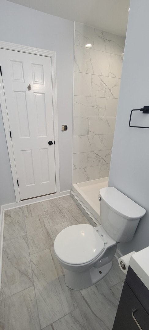 Building Photo - 6921 Clarendon Hills Rd