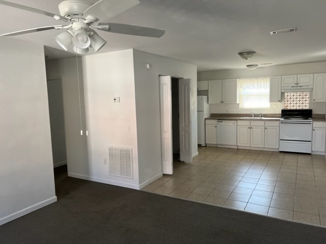 Building Photo - 145 Deer Ridge Dr