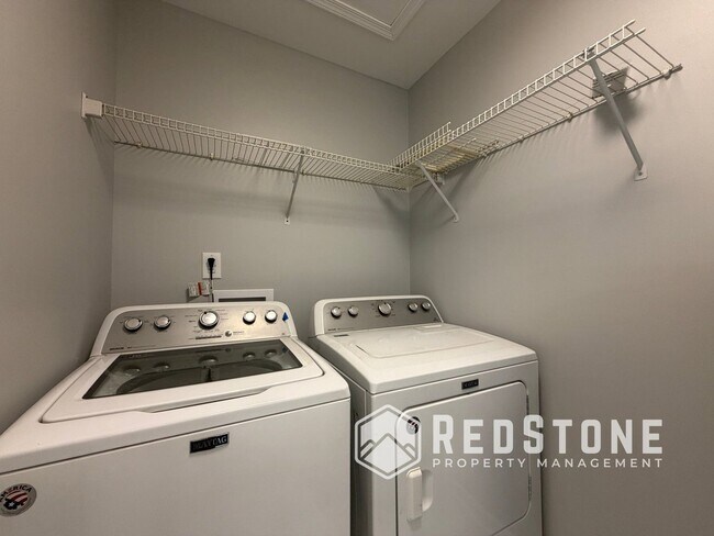 Building Photo - 6489 Bellcross Trl
