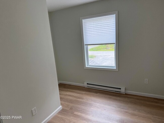 Building Photo - 125 Cobblestone Dr