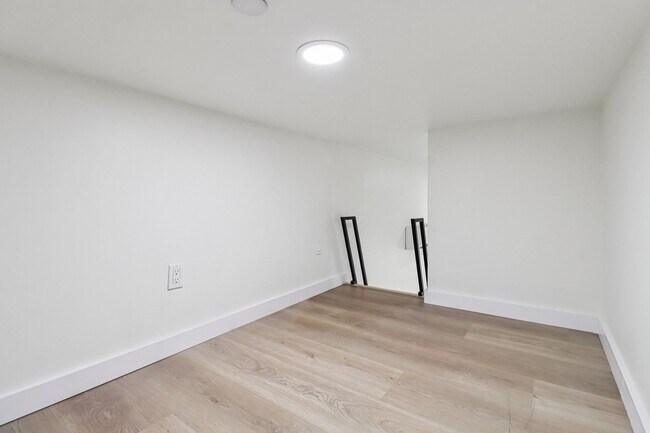 Building Photo - 4456 30th Street - North Parks Elevated Spanish Style Community