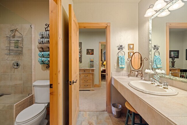 Building Photo - New to the market!  Log home in Frisco!  L...