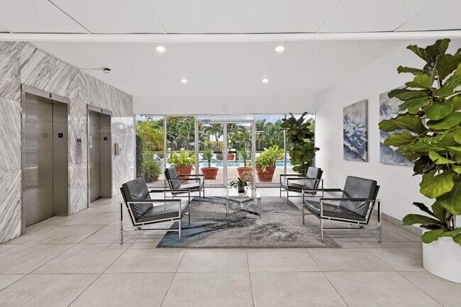 Building Photo - 401 Golden Isles Dr