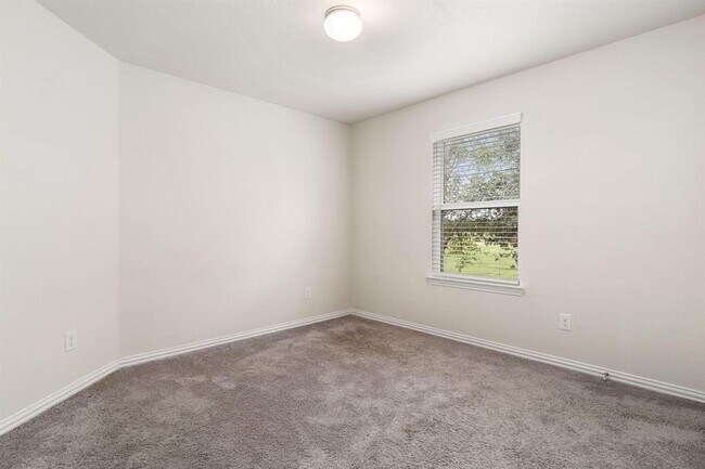 Building Photo - 24727 Lake Basin Ct