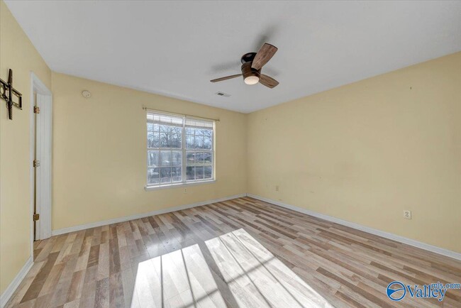 Building Photo - 316 Buffalo Creek Dr