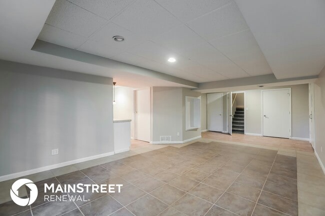 Building Photo - 8384 N Britt Ct