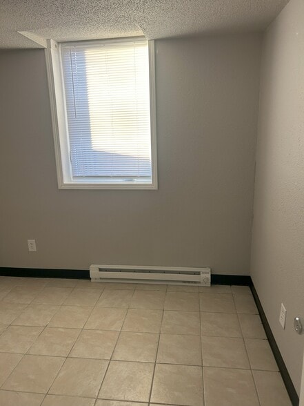 Lower - 613 N Franklin Ave