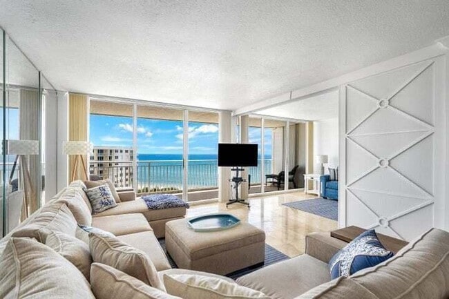 Building Photo - 3546 S Ocean Blvd