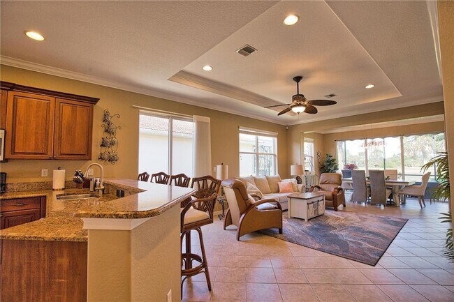 Building Photo - 482 Montelluna Dr