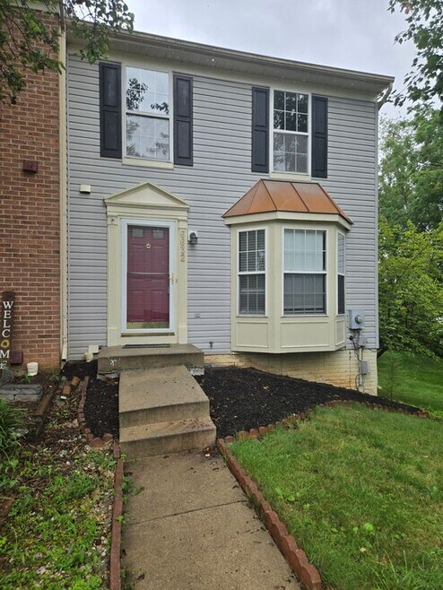 Building Photo - 6632 Granville Ct