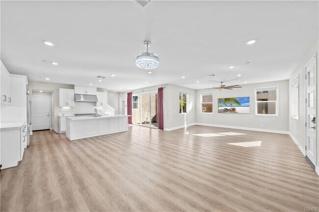 Building Photo - 124 Zawn