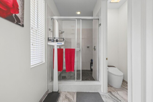 Building Photo - 4461 Mariners Cove Dr