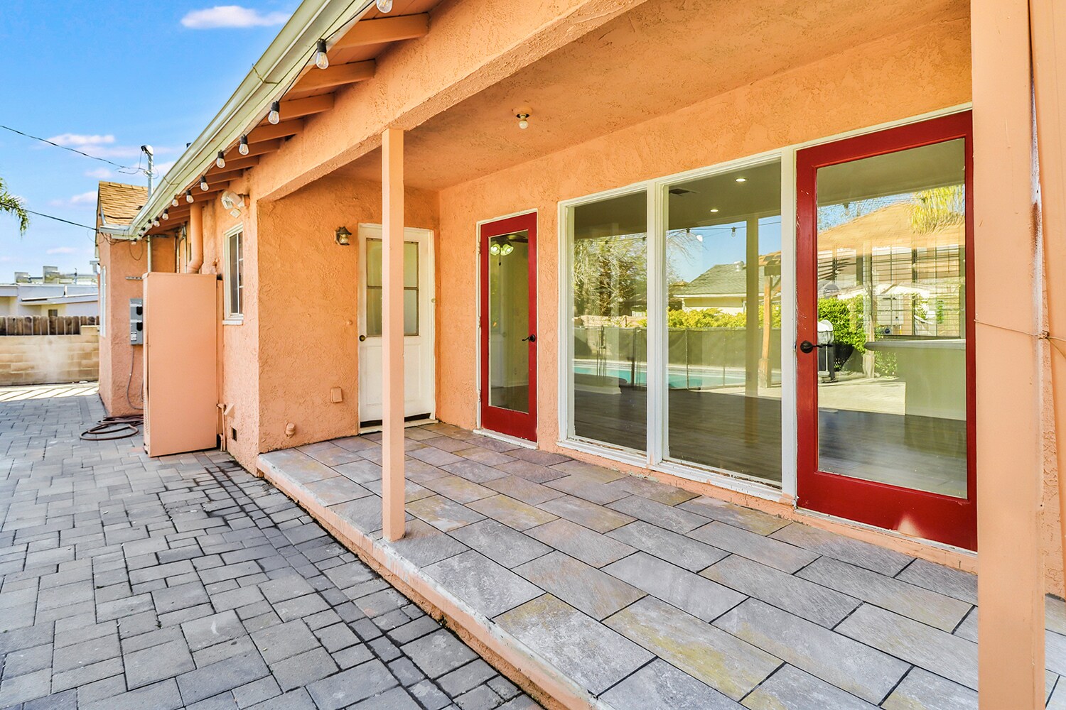 Building Photo - 16745 Bermuda St