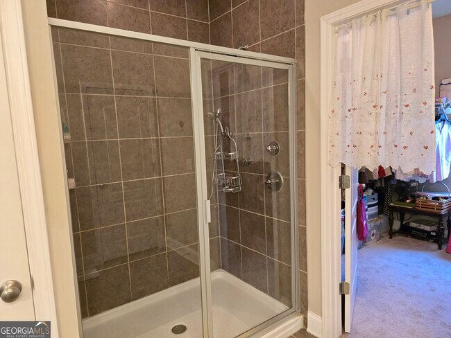 Building Photo - 503 Bryant Lake Blvd