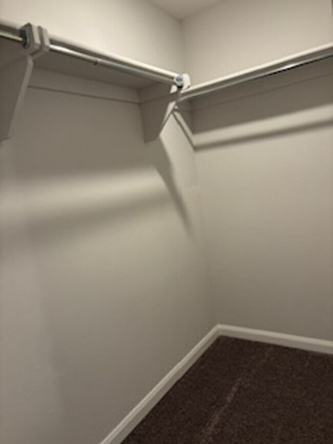 Building Photo - NEW HOME~!
