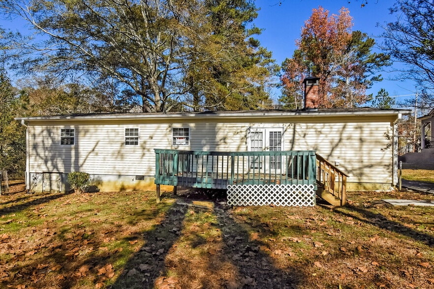 Building Photo - 1165 Wisteria Dr SW