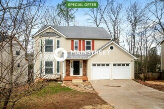 Building Photo - 4 Bedroom Pet-Friendly Home in Kennesaw, G...