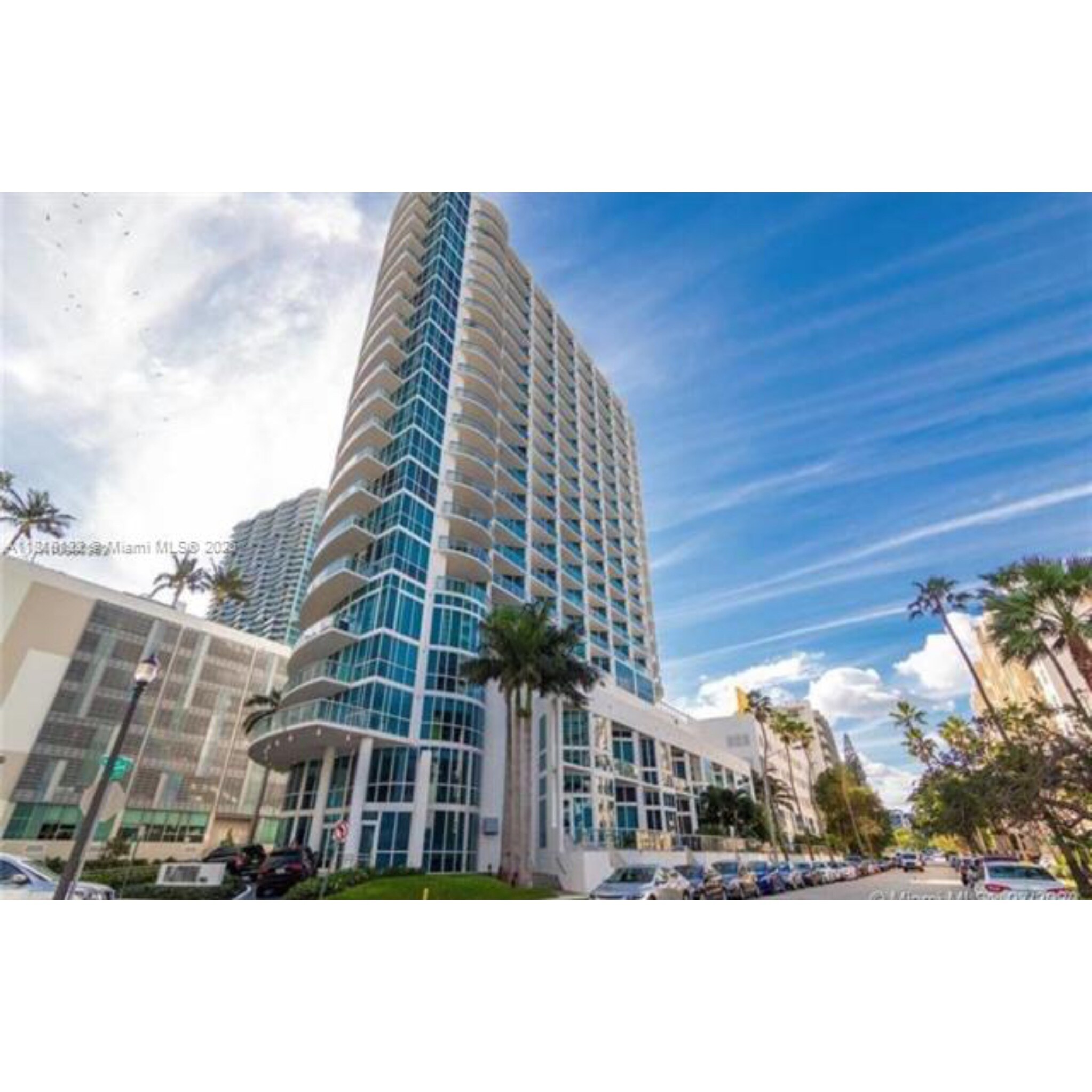 Building Photo - 480 NE 30th St