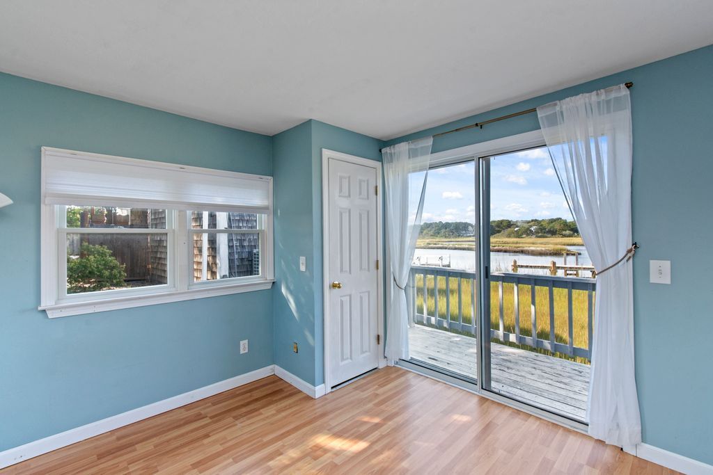 Building Photo - 12 Lower County Rd