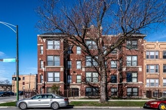 Building Photo - 5854 S Michigan
