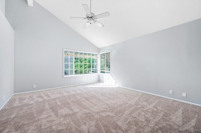 Building Photo - 945 Finnell Way