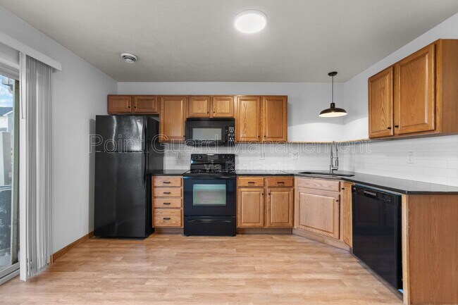Building Photo - 2600 N Career Ave
