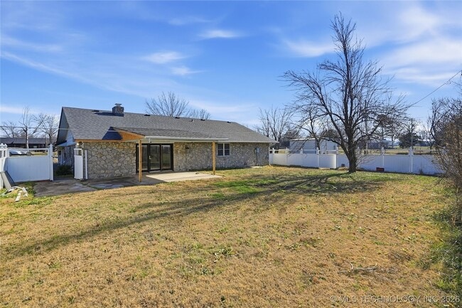 Building Photo - 7450 N 117th E Ave