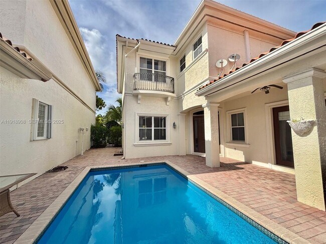 Building Photo - 1141 Waterside Ln