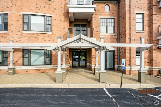 Building Photo - Elysium On The Park