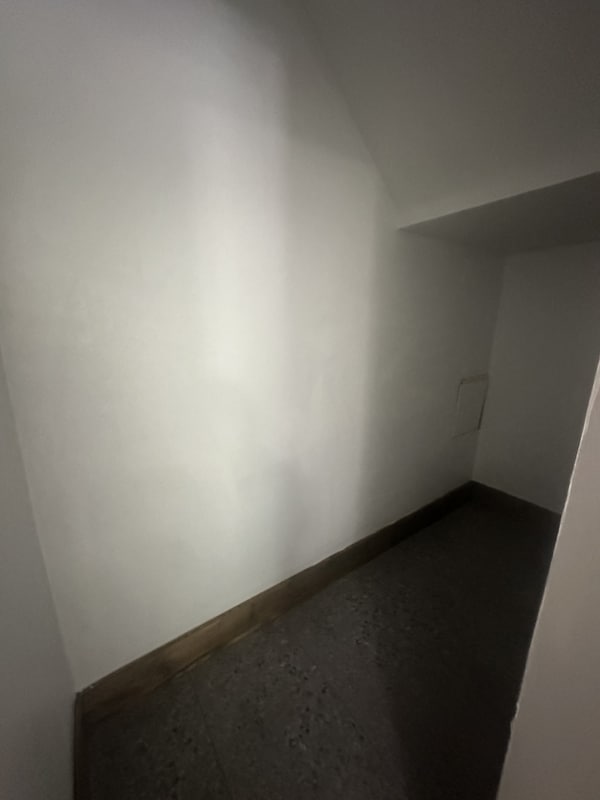 Building Photo - 3244 W 92nd St