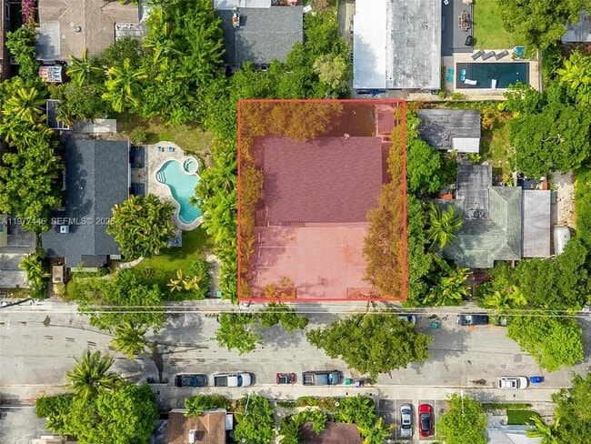 Building Photo - 661 NE 61st St