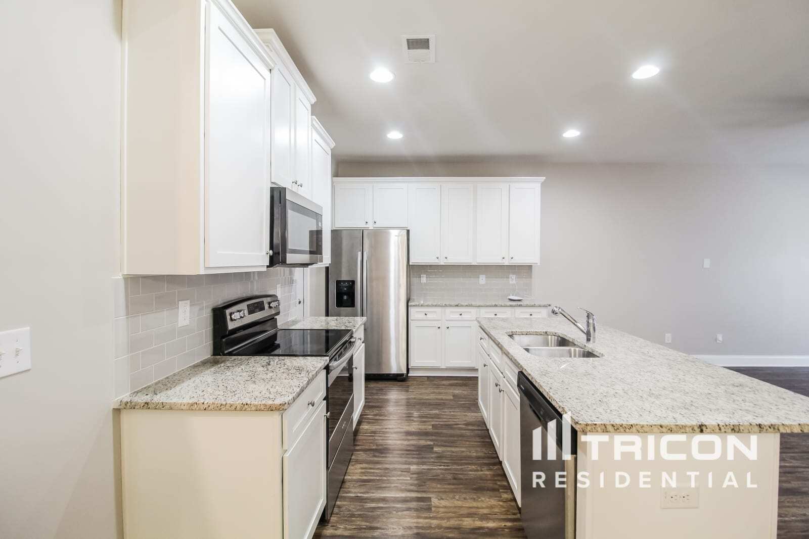 Building Photo - 528 Trickum Hill Dr