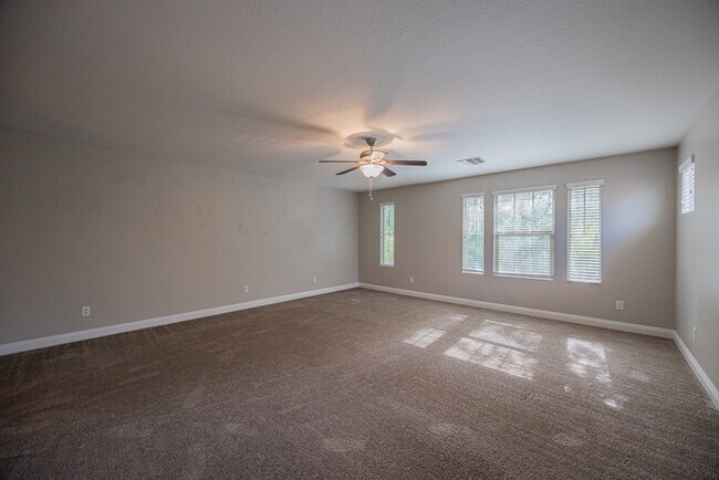 Building Photo - 3314 E Sheffield Rd