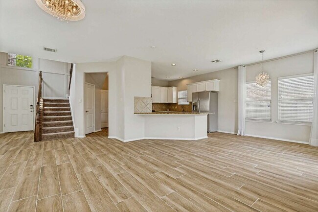 Building Photo - Modern Suburban Retreat in the Heart of McKinney