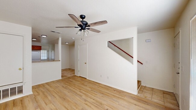 Building Photo - Cozy Townhouse NO CARPET DOWNSTAIRS by FORT HOOD!