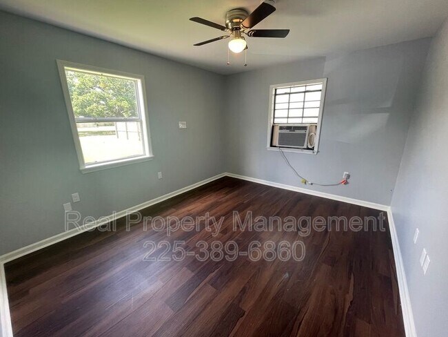 Building Photo - 38294 Tammy Rd.