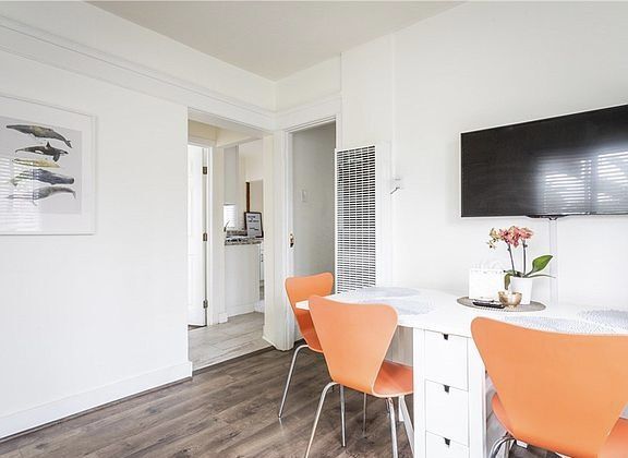 Building Photo - 1035 E 4th St APT C,Long Beach, CA 90802