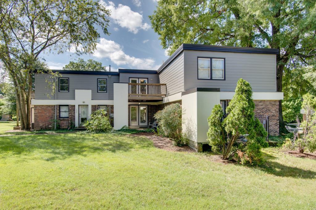 Building Photo - 940 Gale Ln