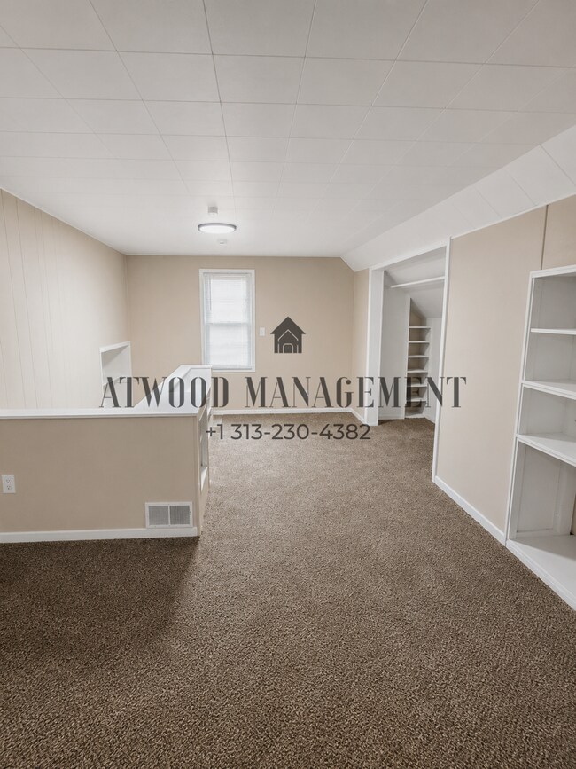 Building Photo - Coming Soon – Beautifully Updated Home *Coming Soon (Move-in ready by 6/10 or Sooner)*!