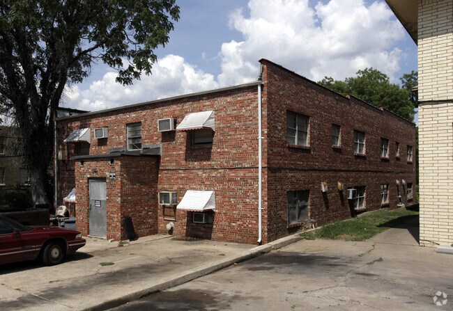 Building Photo - Quincy Plaza