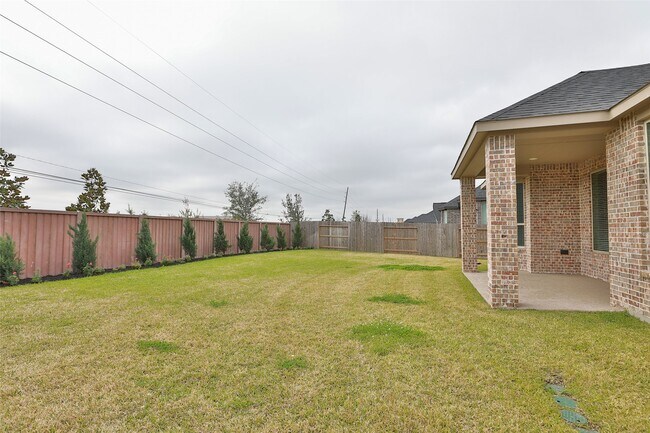 Building Photo - 19727 Albany Oaks Ln