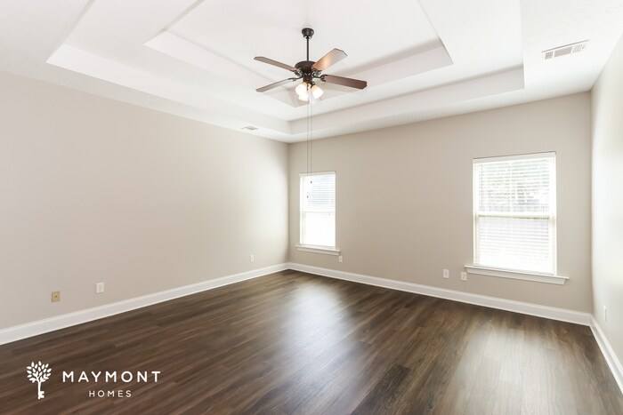 Building Photo - 828 Erika Ln