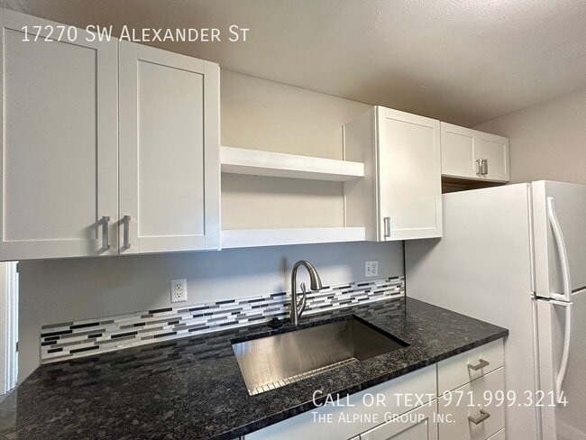 Building Photo - 17270 SW Alexander St