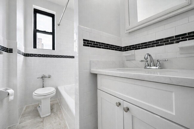 Floorplan - 121 Bennett Avenue