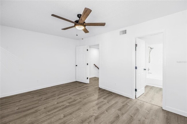 Building Photo - 9613 Tara Cay Ct