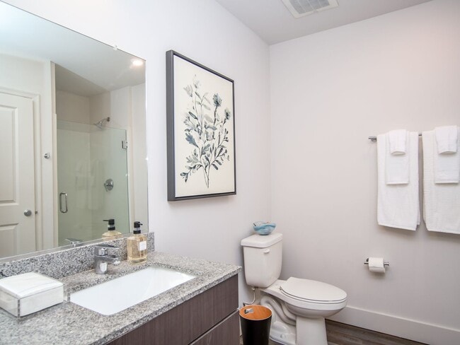 Building Photo - 3BD/3.5BA FOR RENT ON THE SQUARE