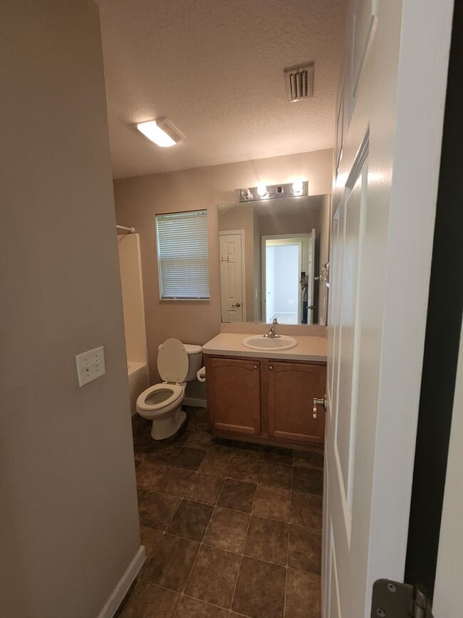 Building Photo - Coming Soon To Tour! Lake City Pet Friendl...