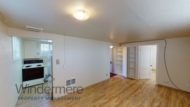 Building Photo - blal66