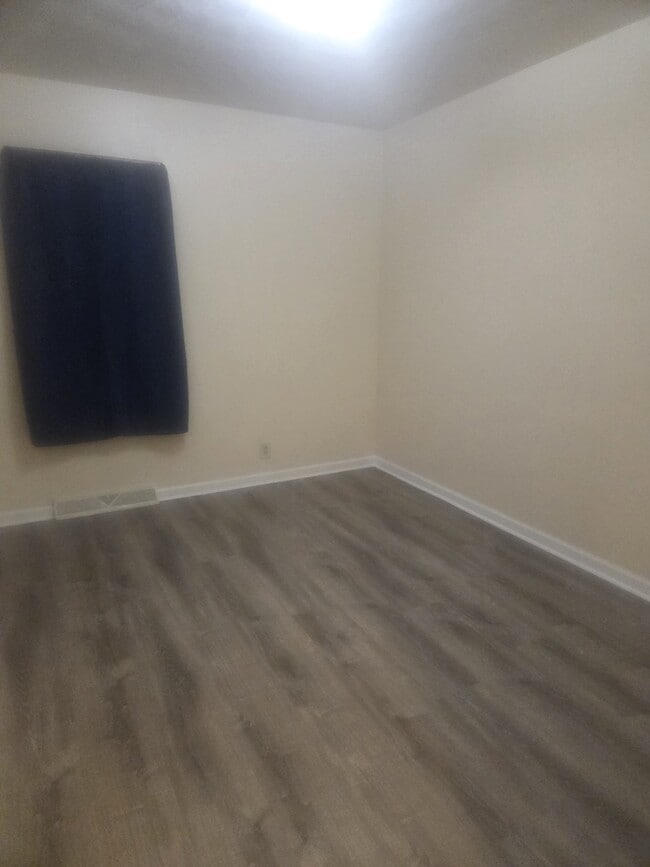 Building Photo - 9742 Port Sheldon St