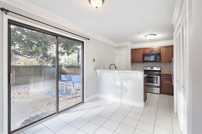 Building Photo - Charming East Cobb Home in Quiet Cul-de-Sac – Updated, Spacious & Great Schools!